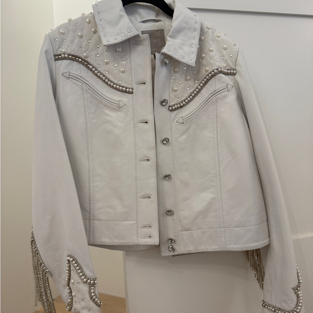 Boot barn double D ranch white fringe rhinestone leather jackrt